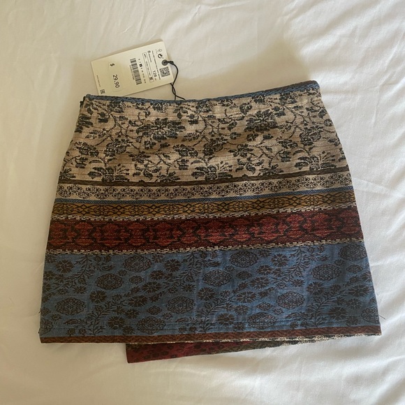 NWT Zara Taupe Brown Jacquard Girl Wrap Style Skirt Size:8 - Picture 3 of 10